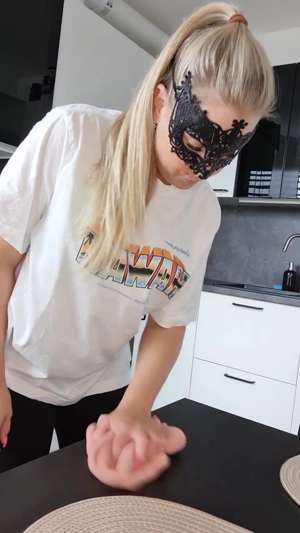 Do you want to fuck this wife?