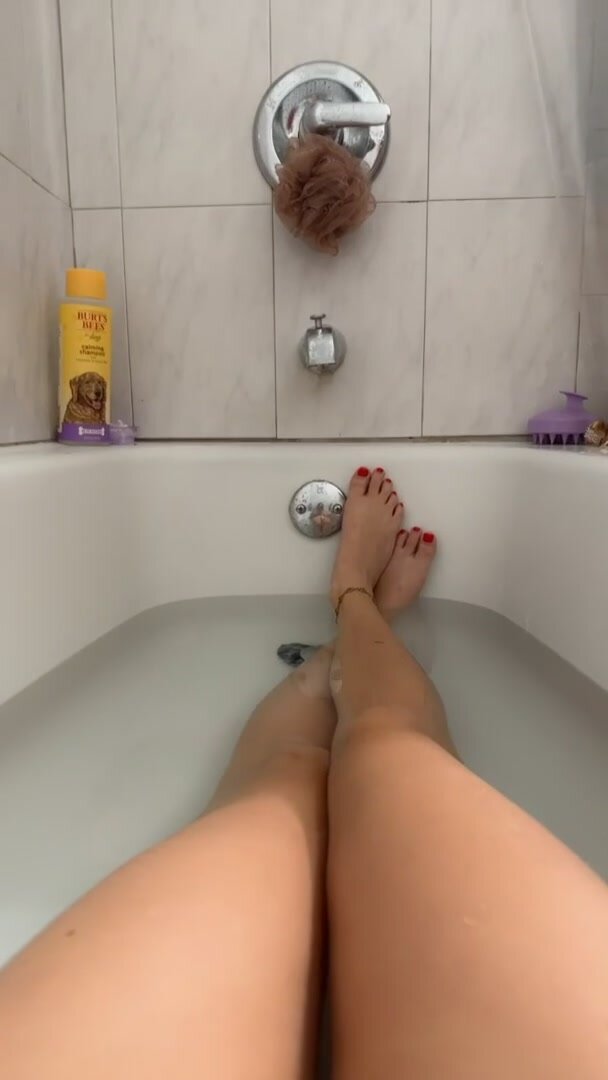 Would you come blow some stress off with me in the tub after class?