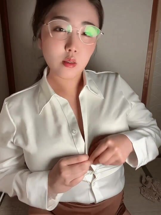 can you wait for the flawless performance by japanese office lady