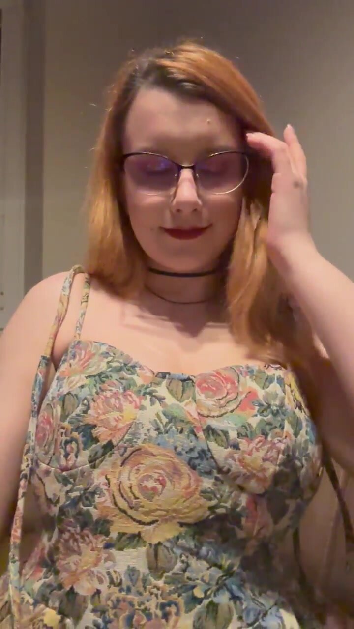 Would you help a lonely wife and give her some attention?