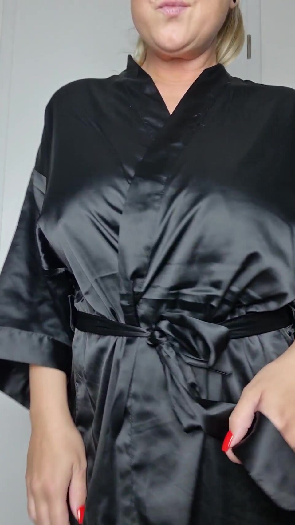 Born in 1986, could I still get you attention? In 3 2 1