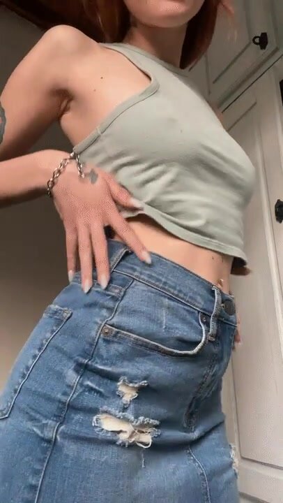 A special gift to those jerking off before bed