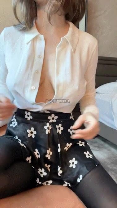 My outfit for our first date