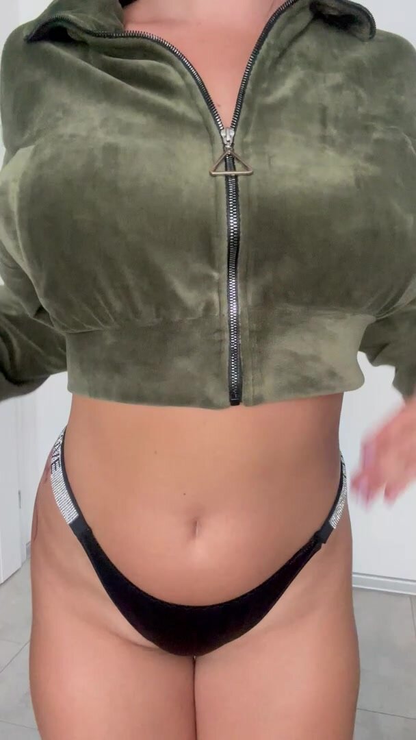 been practicing how to reveal in a sexy way ;)