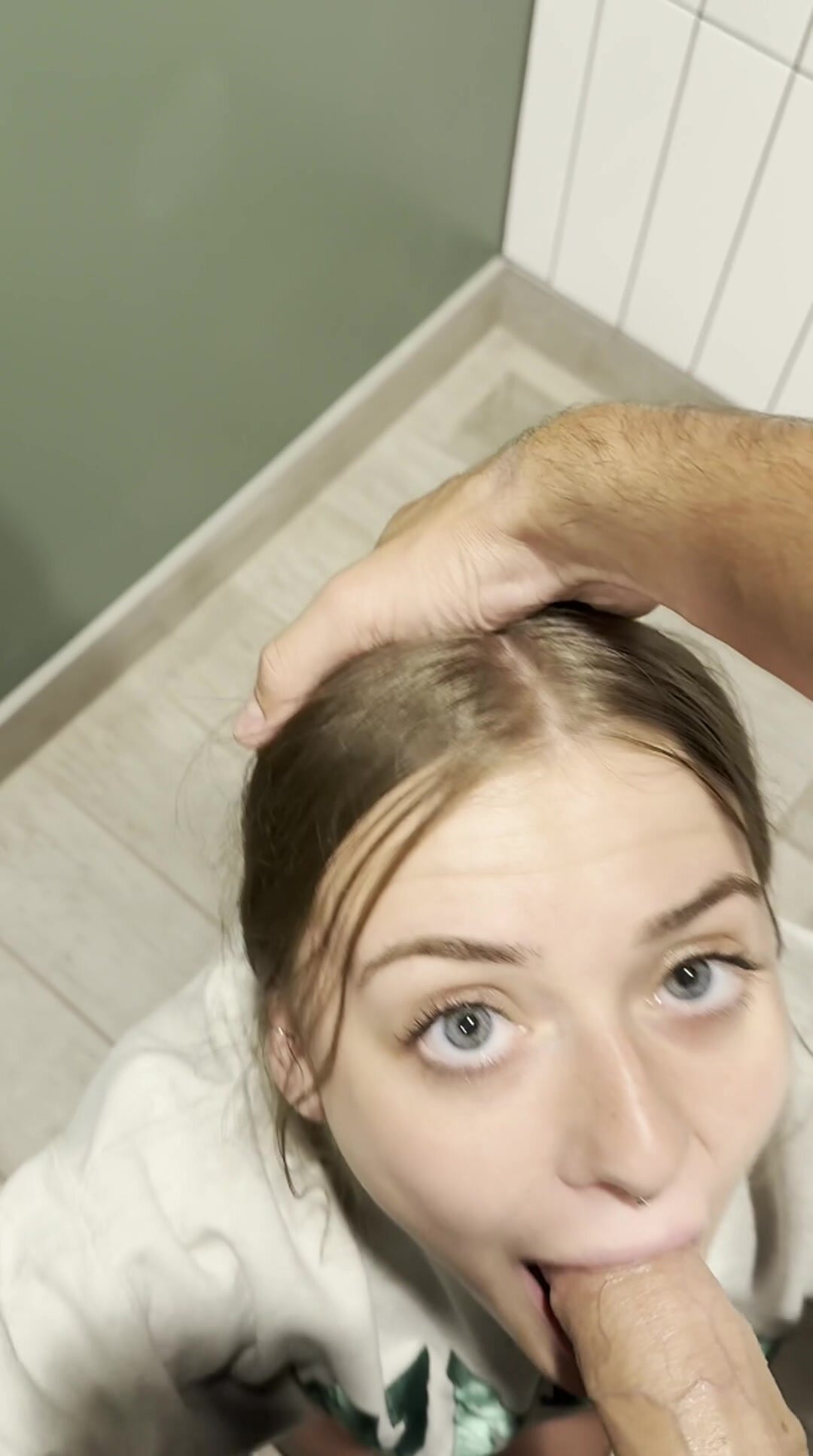 Gagging my throat (;