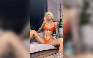 Blonde latina made friends with an intense vibrator and vivid orgasms