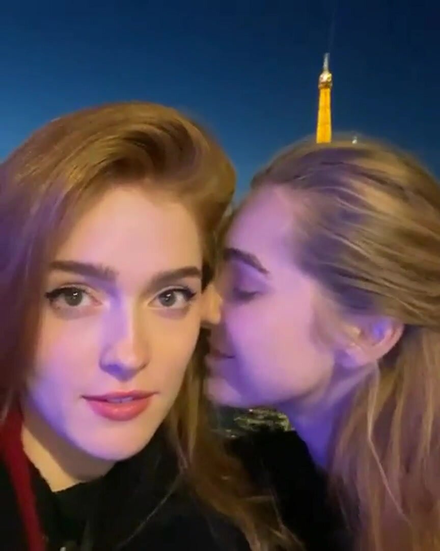 French Kiss in Paris