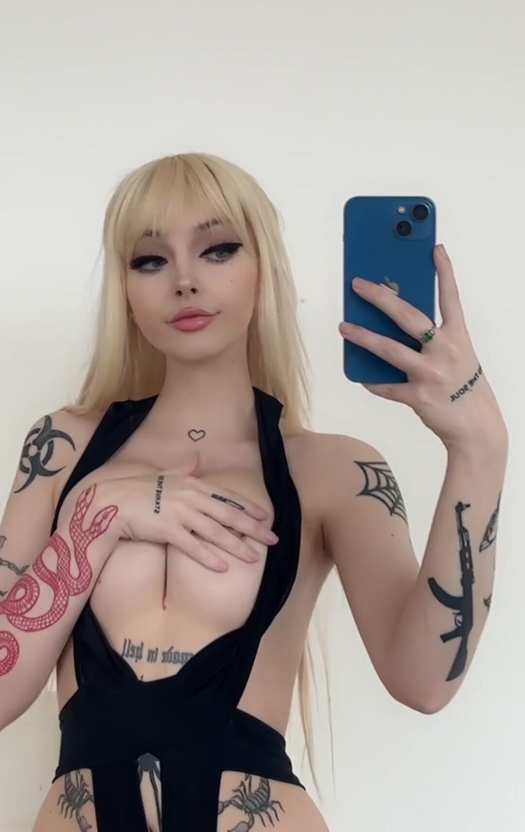 I get told I look like I belong in anime alot