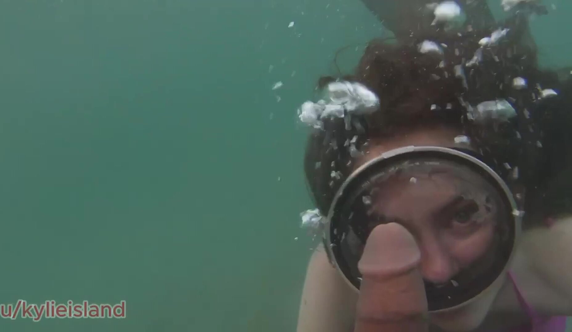 Underwater facefuck