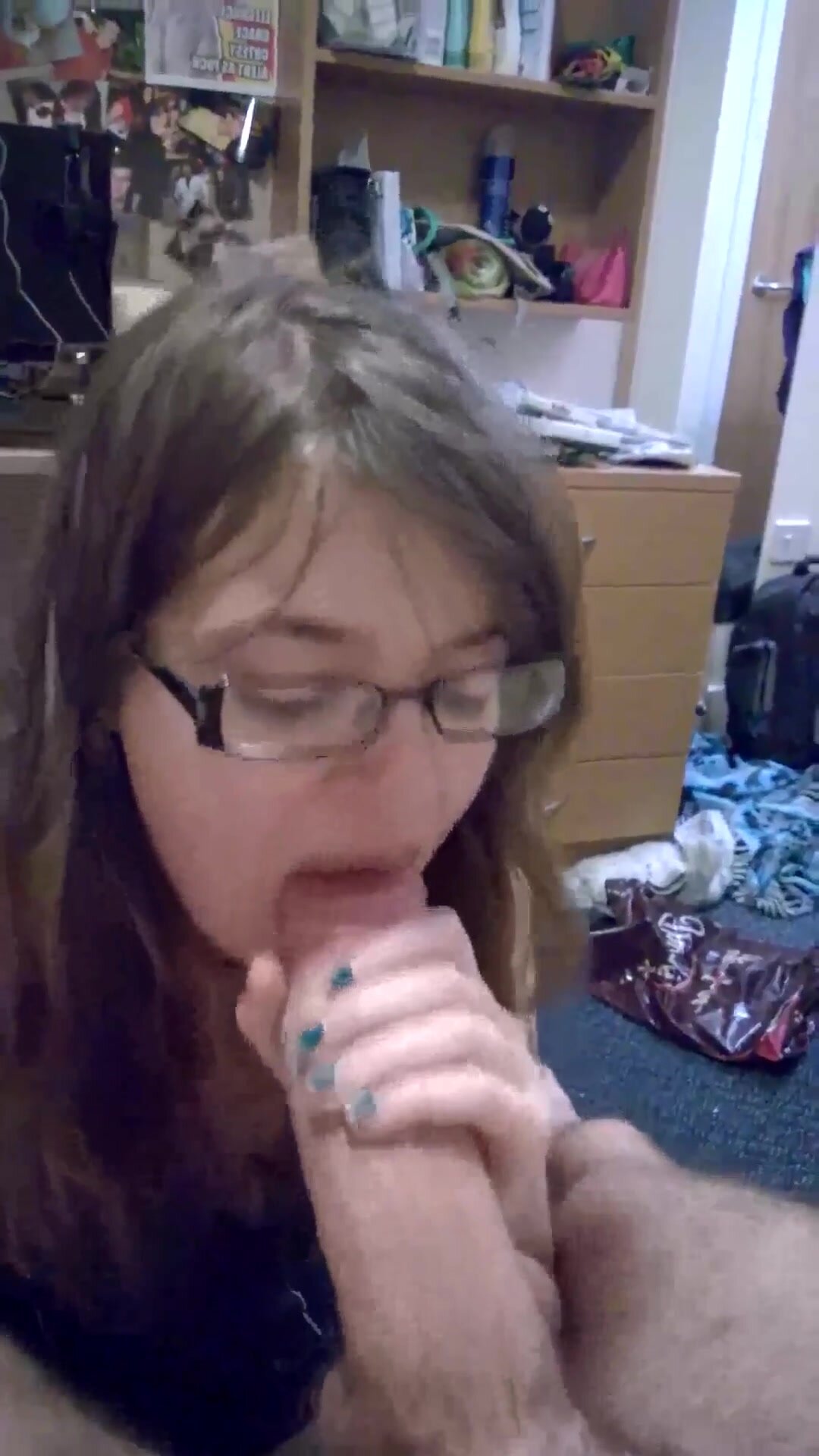 Nerdy student is a secret size queen