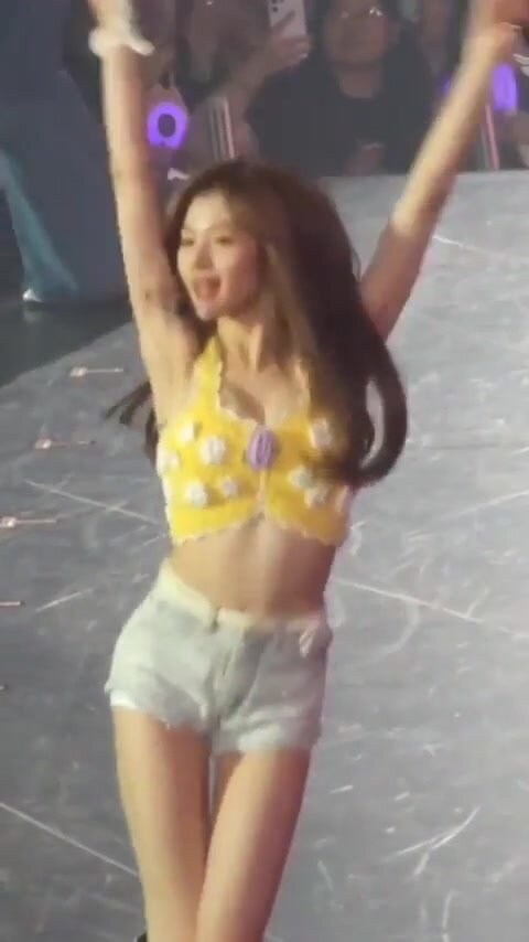 TWICE - Sana