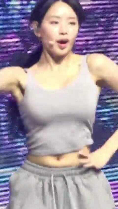 KISS OF LIFE - Natty