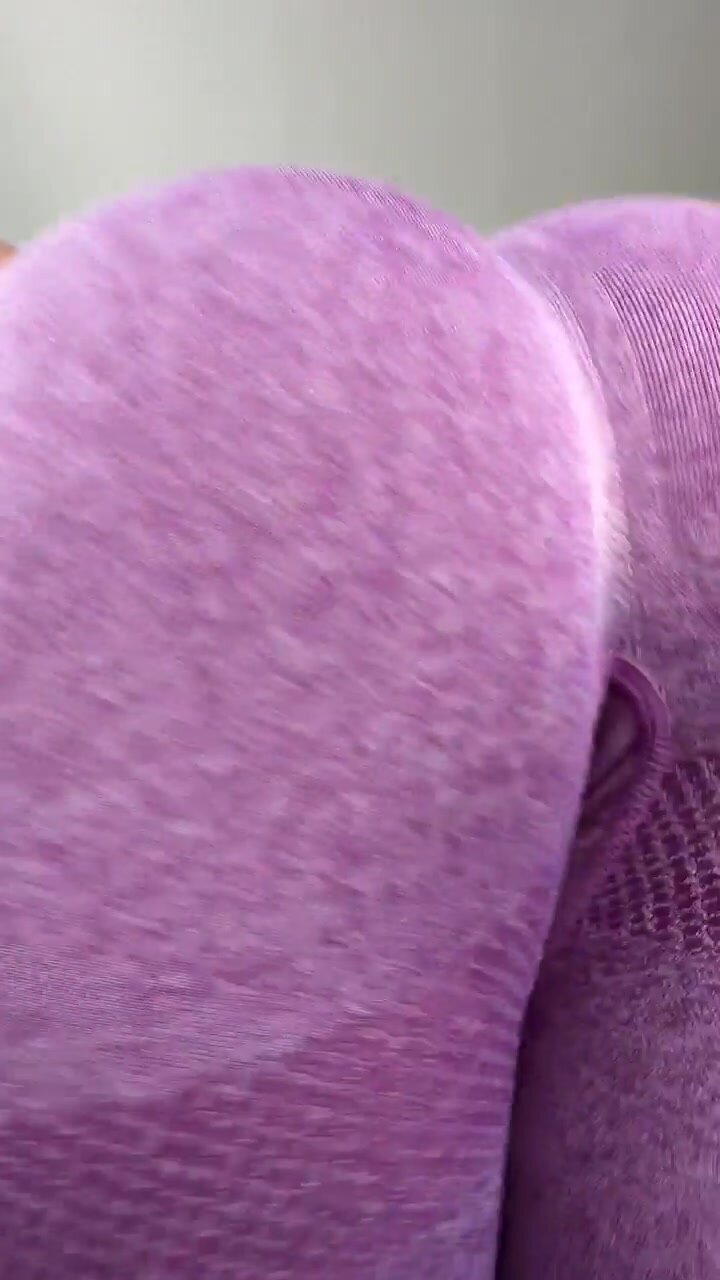 It gets surprisingly bigger once i take the yoga pants off!!