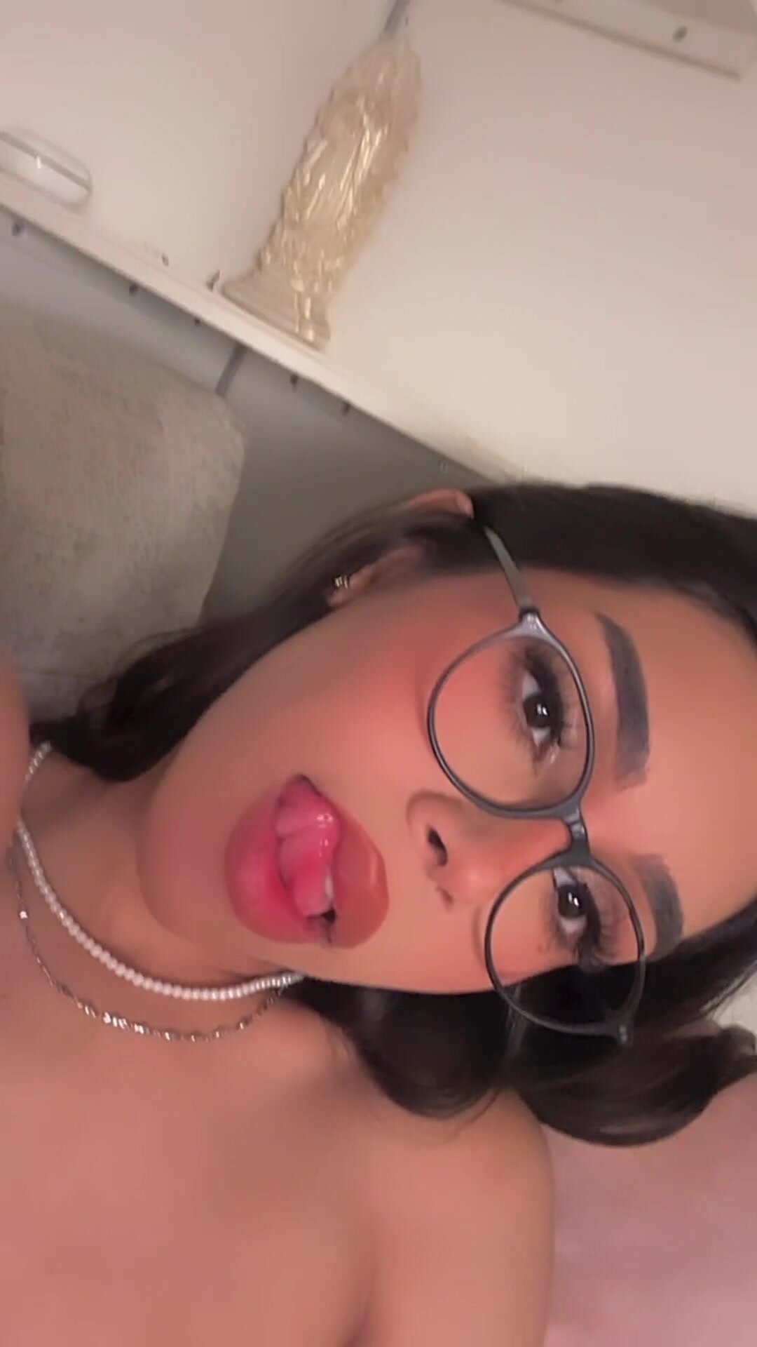 guess my size if you want 20 girldick pics