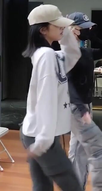 YUJIN