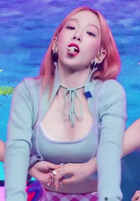 SNSD - Happy Taeyeon Day!