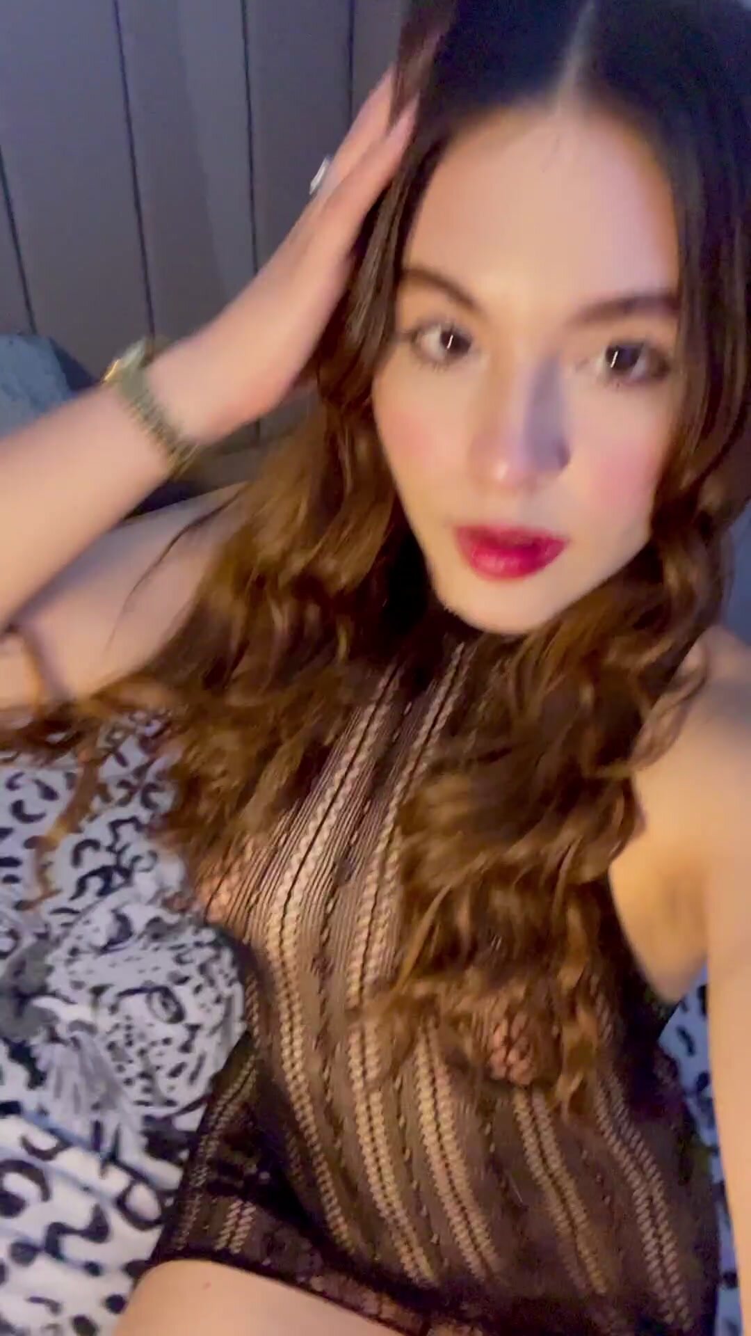 My face is too pretty not to paint