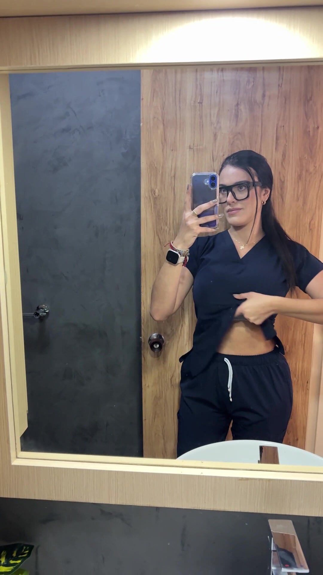 Anyone find this cheating nurse a creampie material