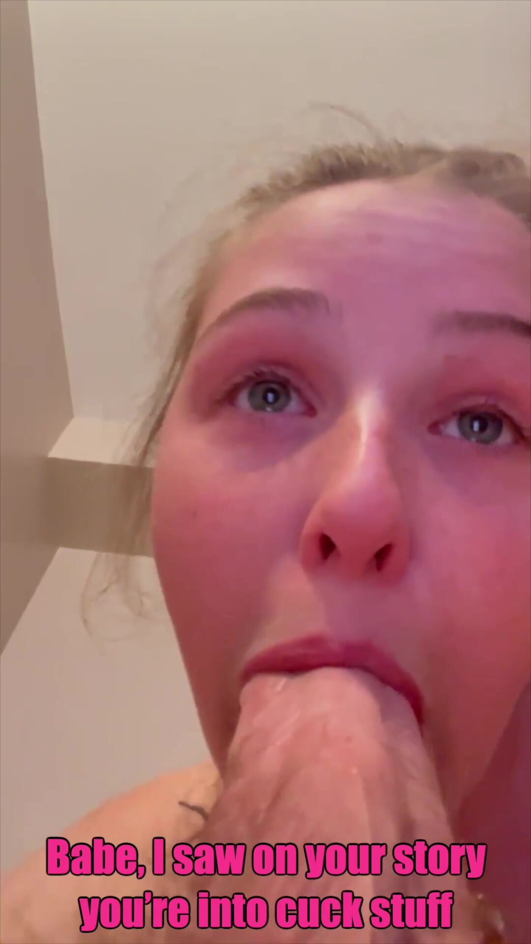 Does this dildo look real enough?