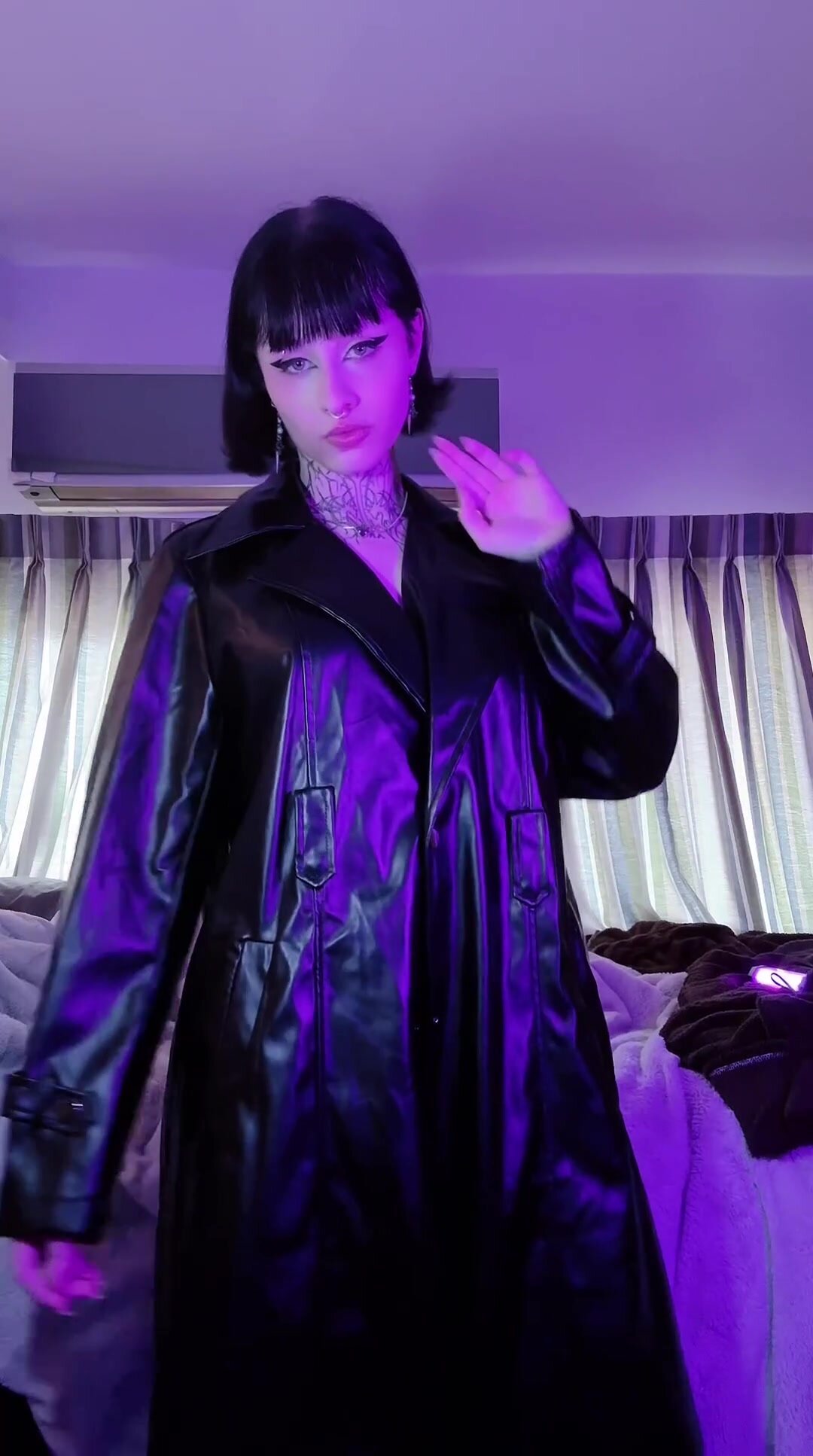 breedable in any position