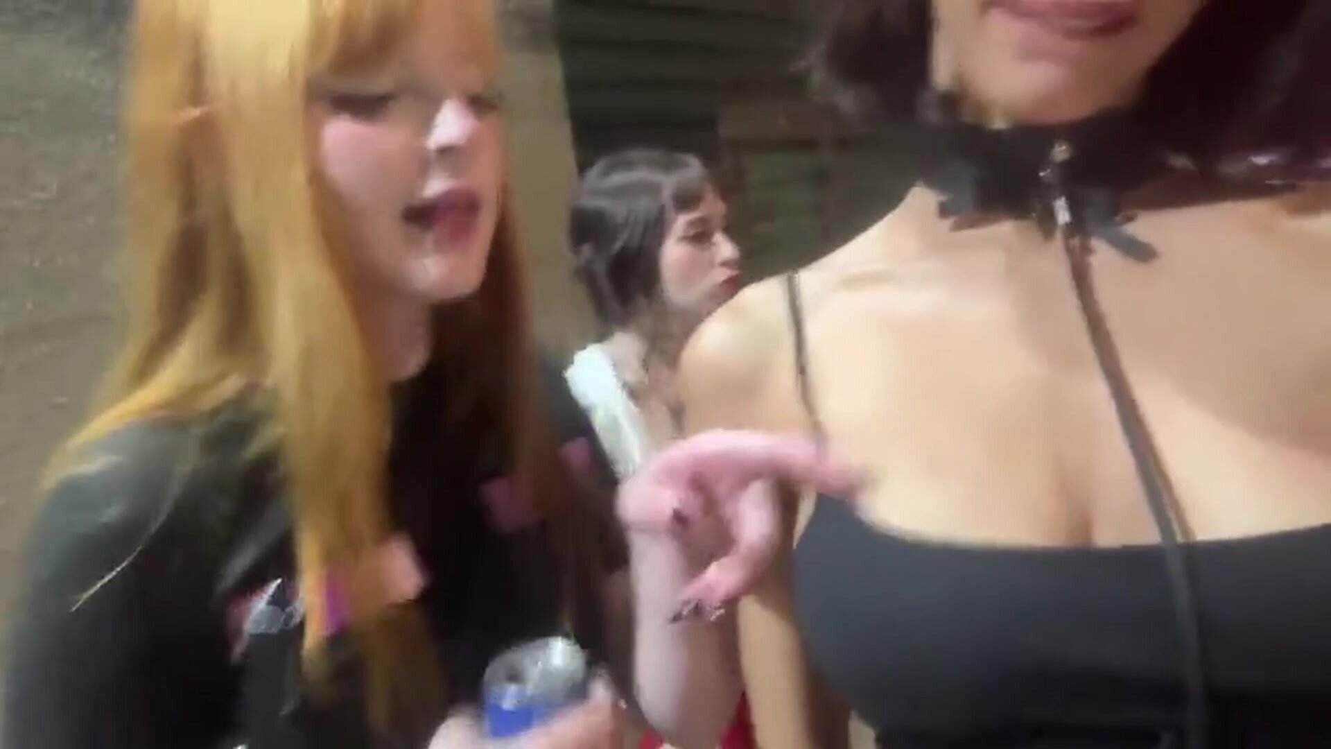Quick selfie vid with the girls