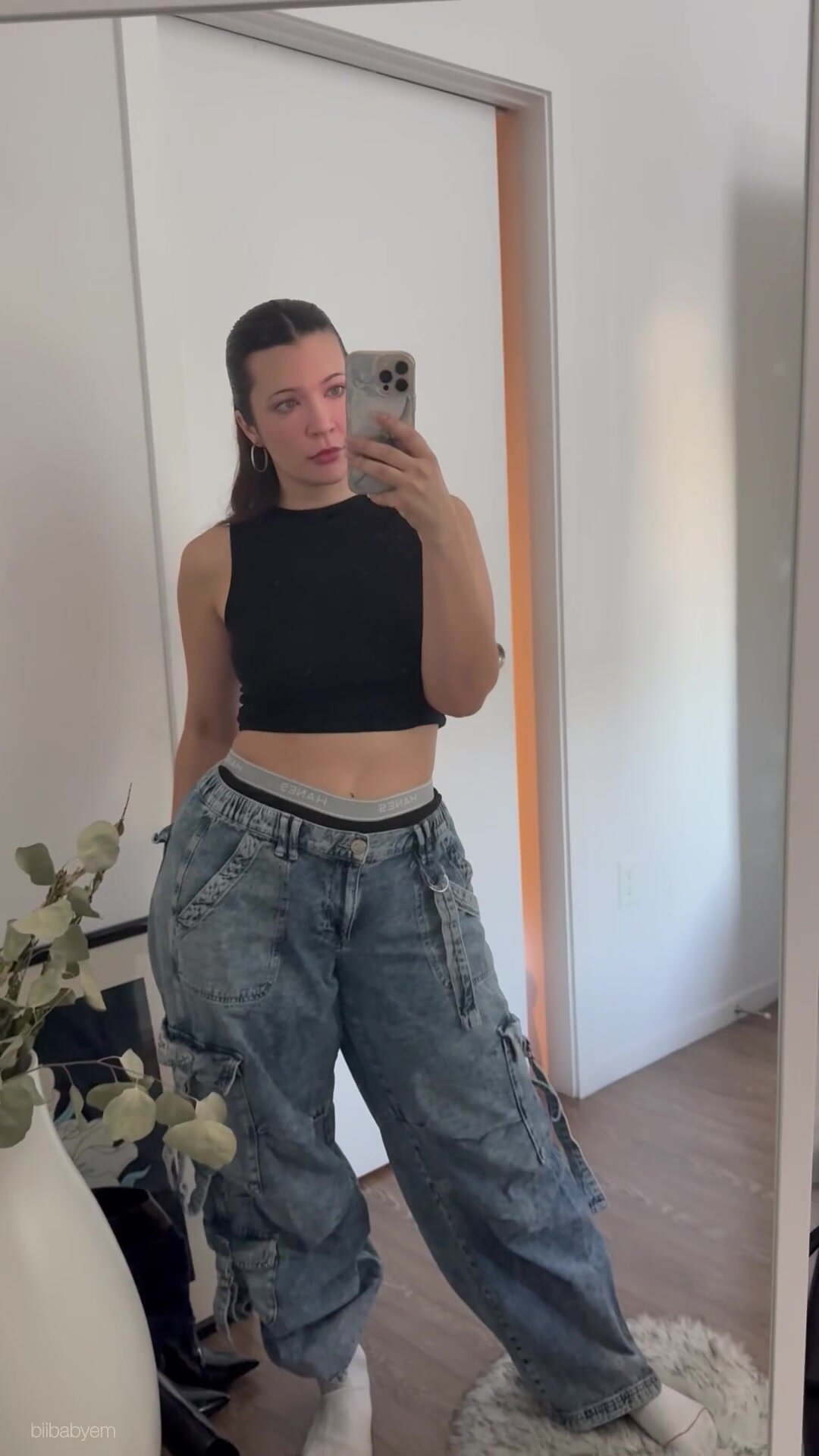 curvy cutie