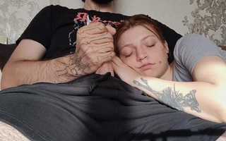 She loses concentration on his cock and gets face-fucked because of it