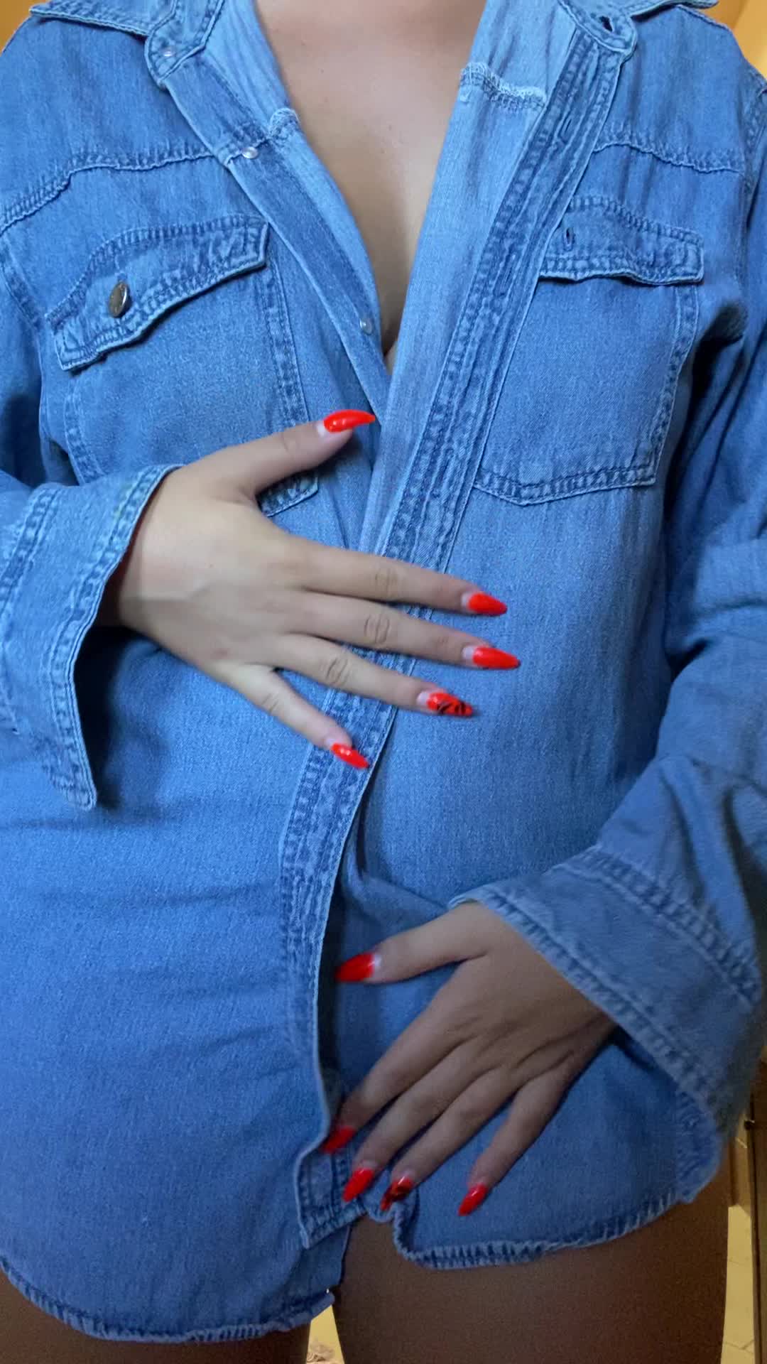 I just wanna see how many people will get a boner looking at my 18een body