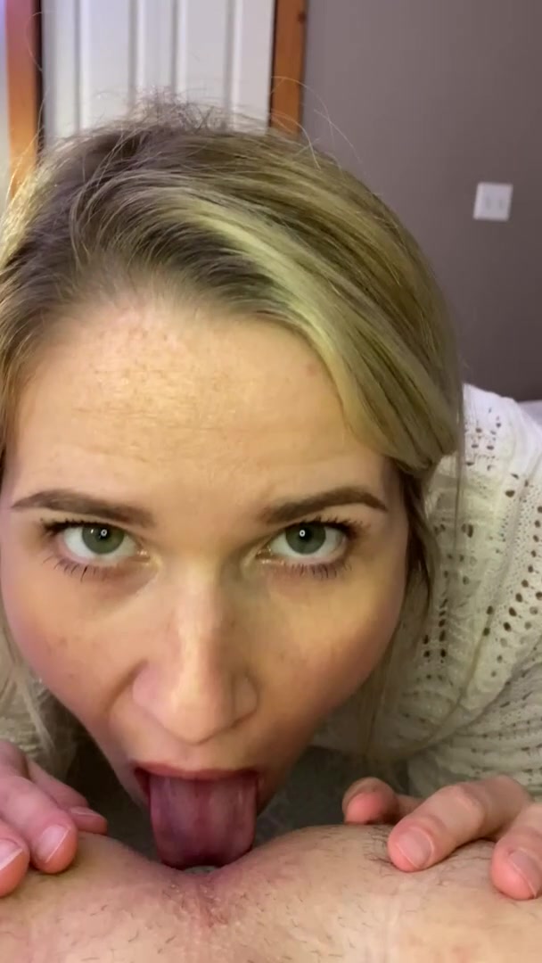 F>M Do you want me to eat your ass like this?