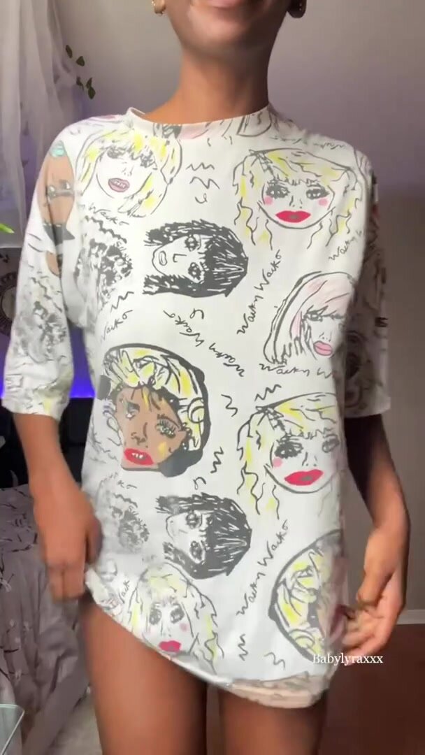 Slim girls can pack heat too!!