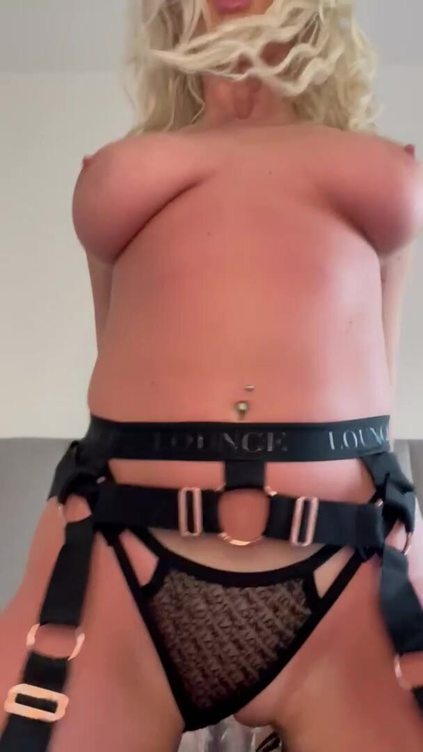 I love watching her ride it