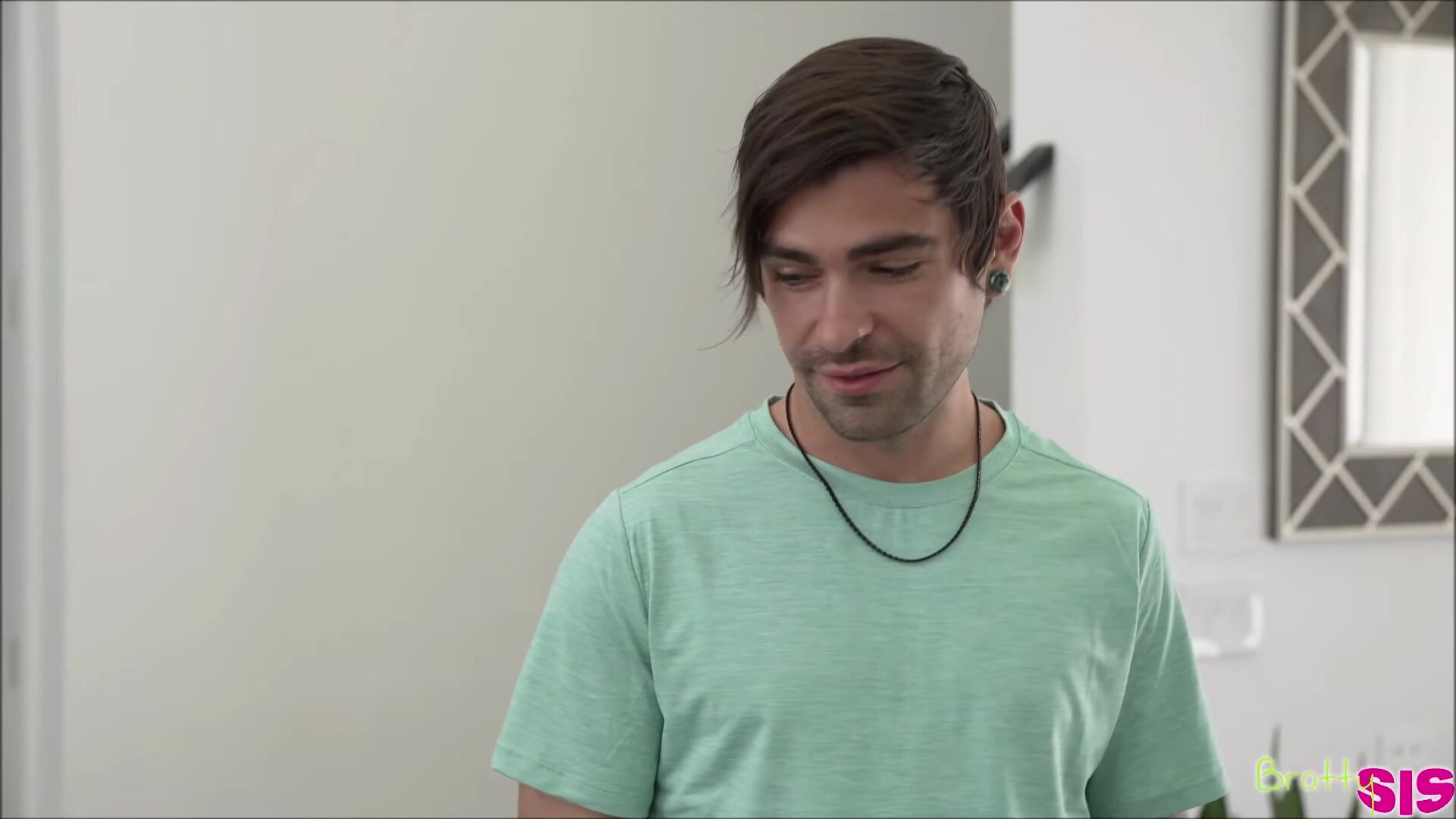 Leana Lovings - Perving On My Stepsister