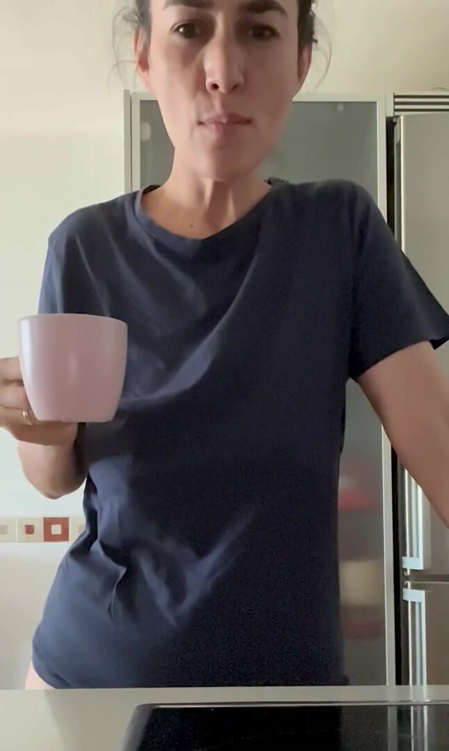 Milf boobs in the kitchen...