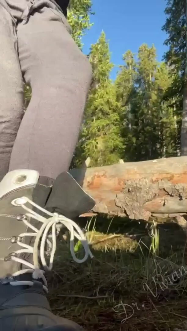 Hiking pees are the best pees.