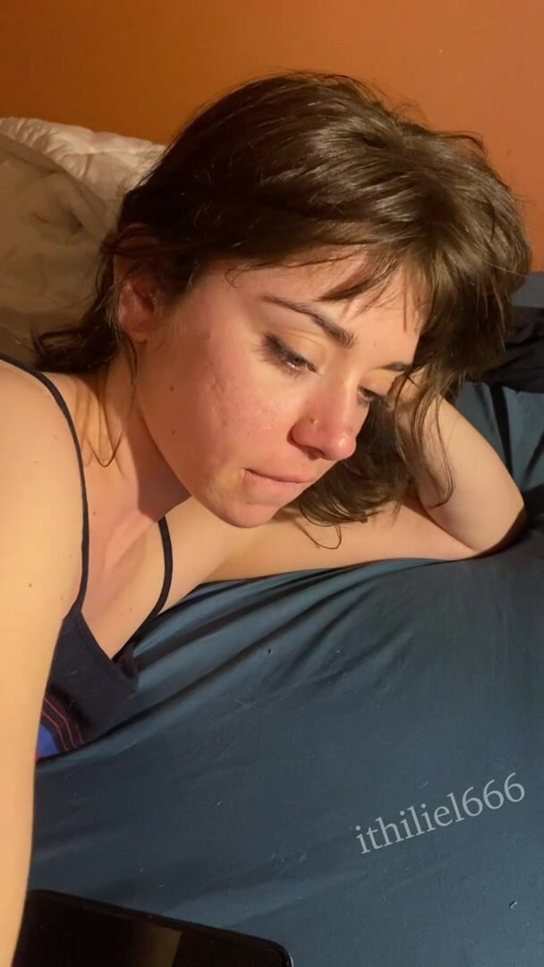 i make sure to pleasure him even when we're just hanging out chatting