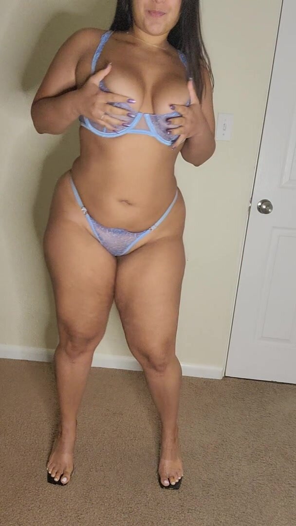 Are you interested in a thick MILF