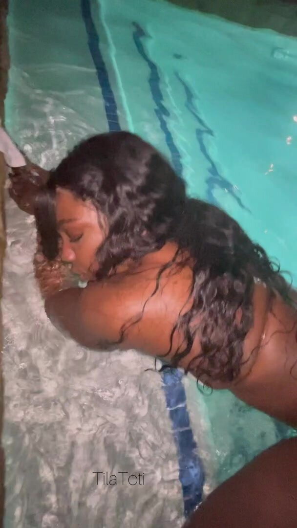 This is why I love swimming at night