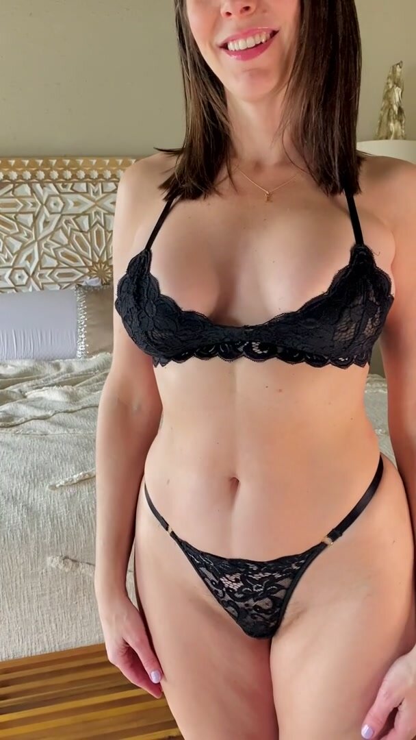 Hot enough for a 40 yo mom