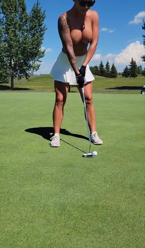 Another day on the course with the guys, they always want to play with me