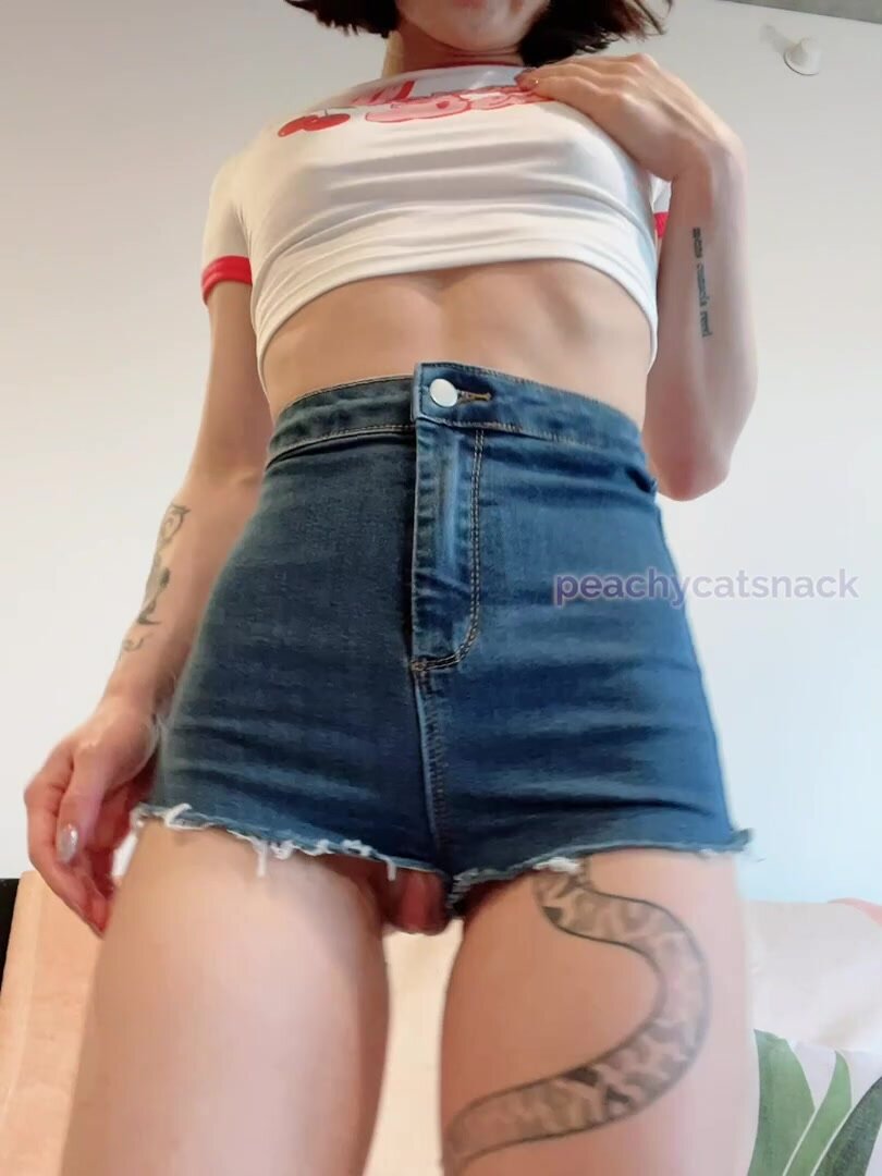 Showing off my naughty bits always gets me wet!