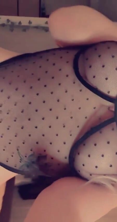 I feel so cute in this lil outfit