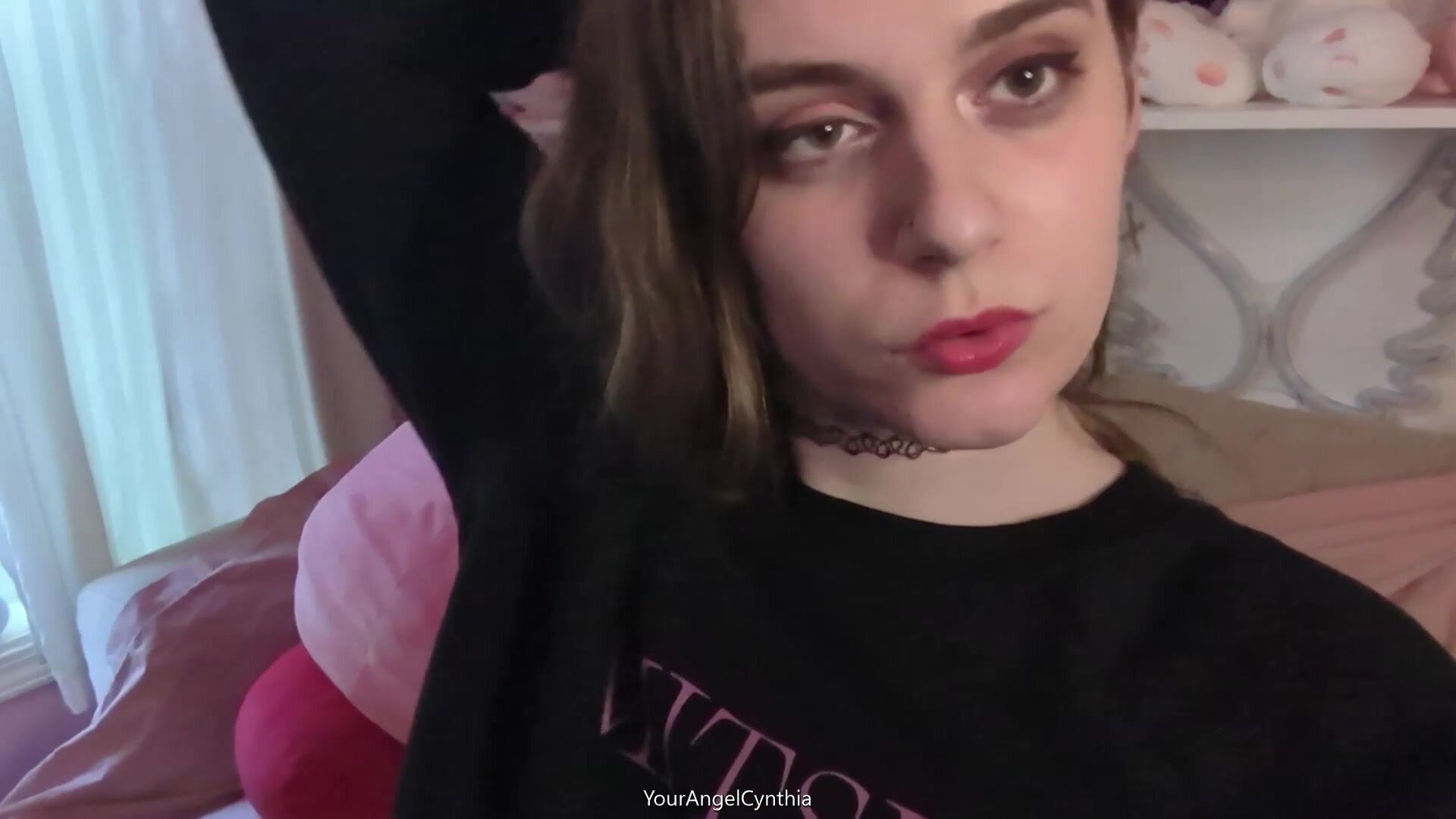 Hey cutie, wanna suck each other off?