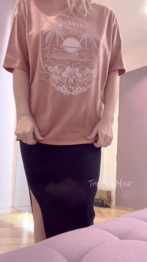 Does the shirt do a good job of hiding my tits?