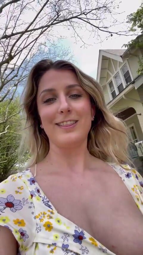 Would you like to be my neighbor?