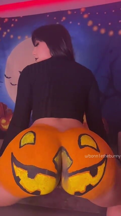Thicc or treat?