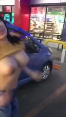 Flashing at a convenience store