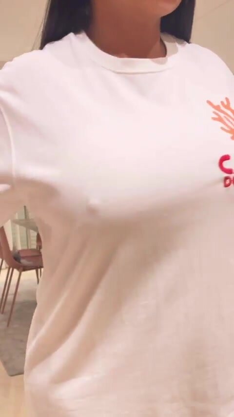 Would you fuck a wife you met on Reddit ?