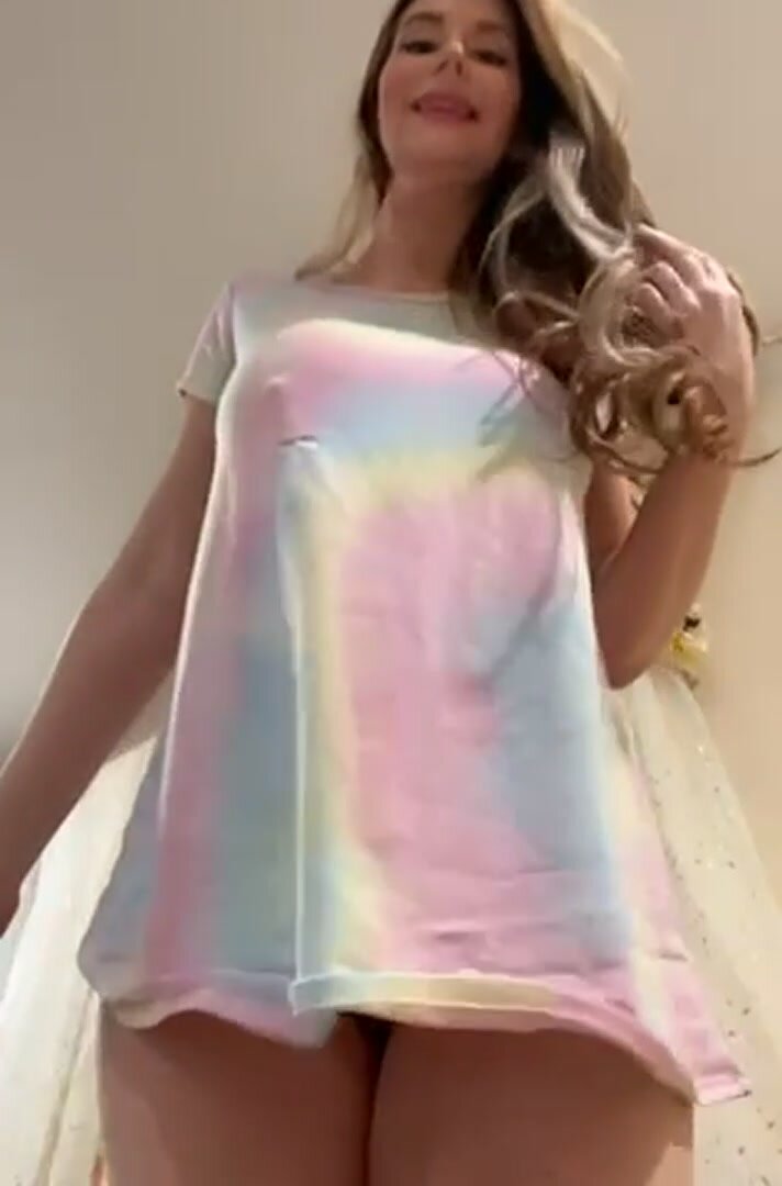 6ft tall ready to deliver some death by SNU SNU after this titty drop