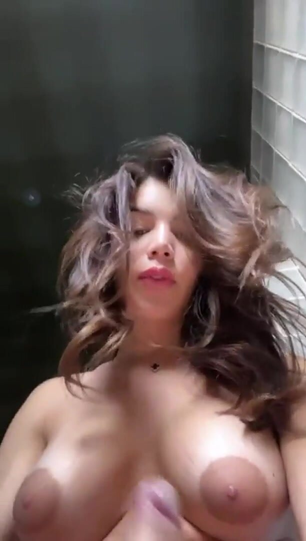 she's so damn hot