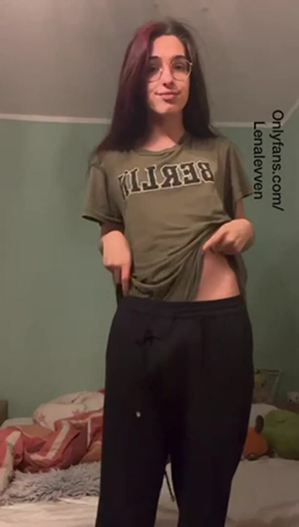 youre my neighbour and i ask you to Change my lightbulb, wanna have a quick Break?